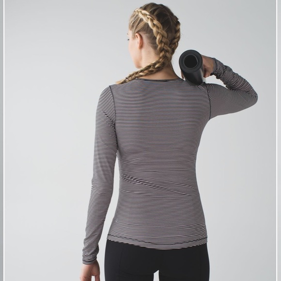 LULULEMON Sunset Salutation Long Sleeve Wrap Top 6 - Picture 3 of 8